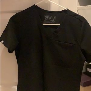 Black Figs Scrub Set